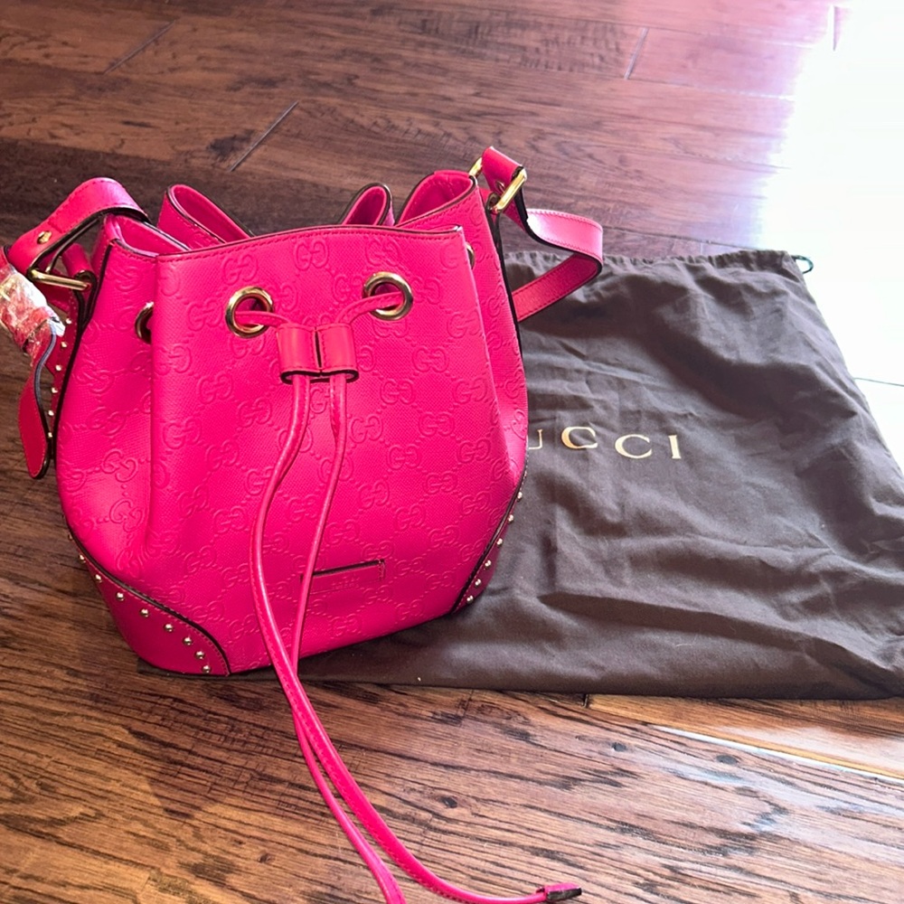 Stunning Gucci GG Guccissima Studded Bucket Bag